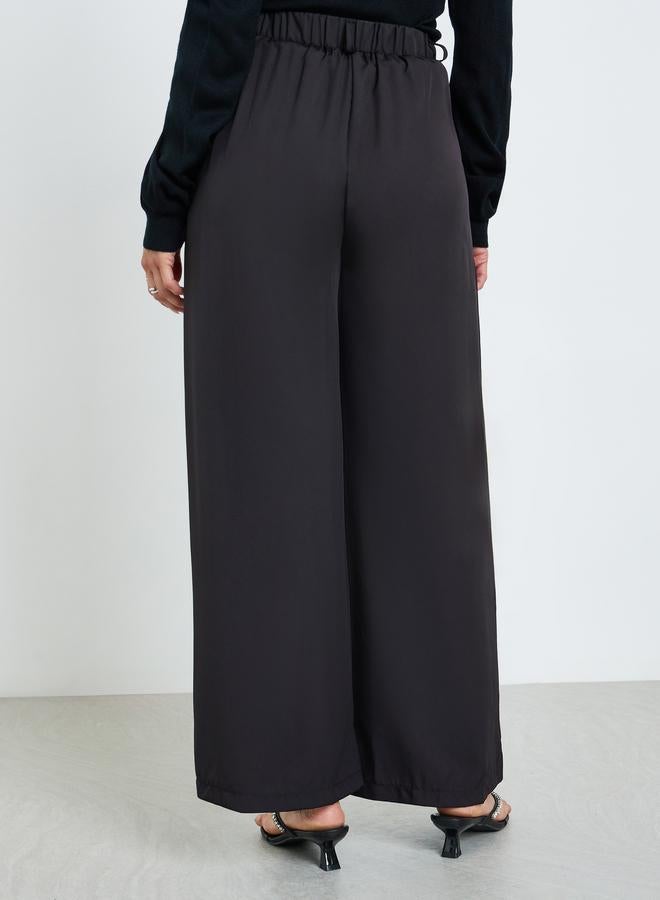 Styli Women Black Wide Leg Trousers - Image 3